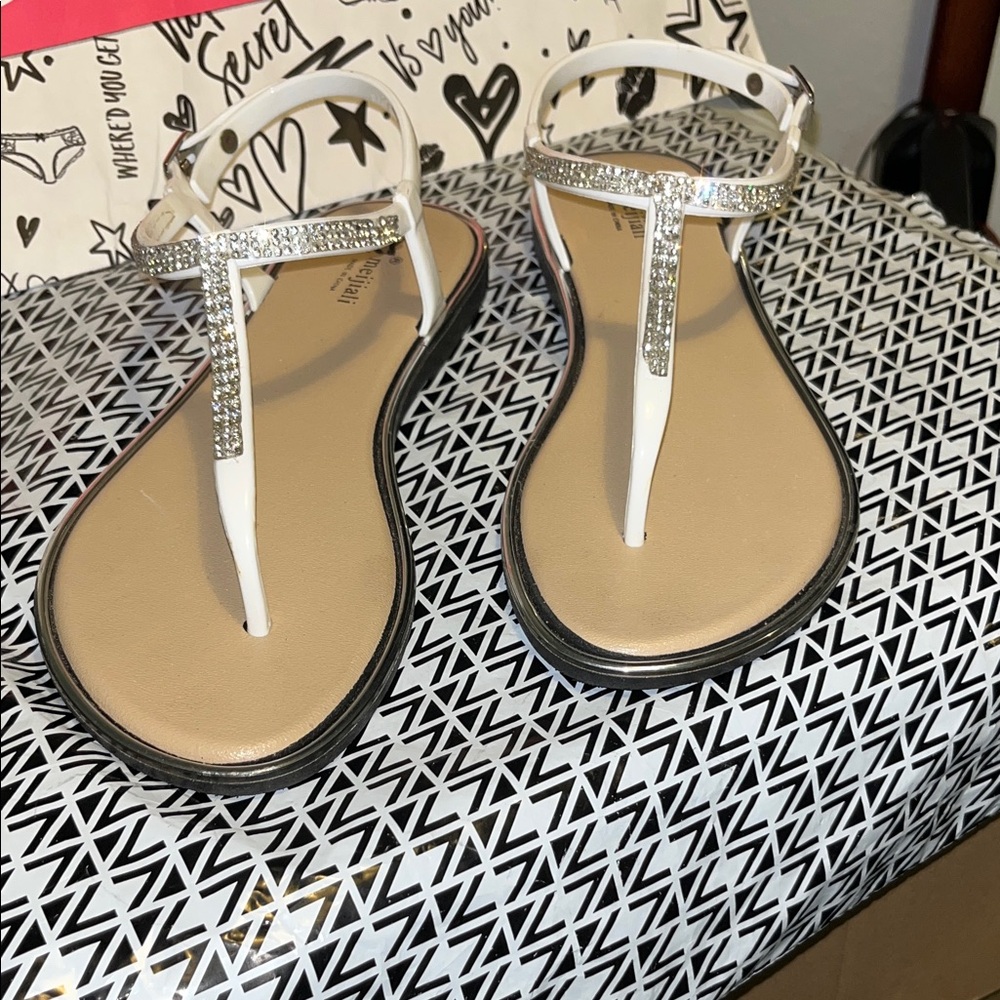 Elegant White Jellys ( rubber ) Rhinestone Sandals Size 8